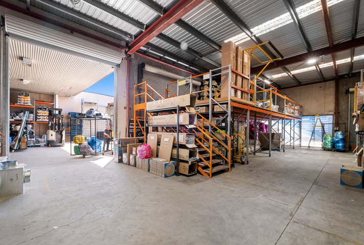 16 Textile Avenue Warana QLD 4575 - Image 2