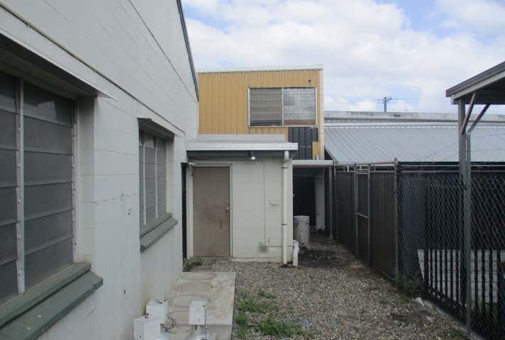 54 Sturt Street Bungalow QLD 4870 - Image 6