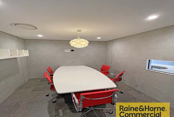 1a/55 Douglas Street Milton QLD 4064 - Image 4