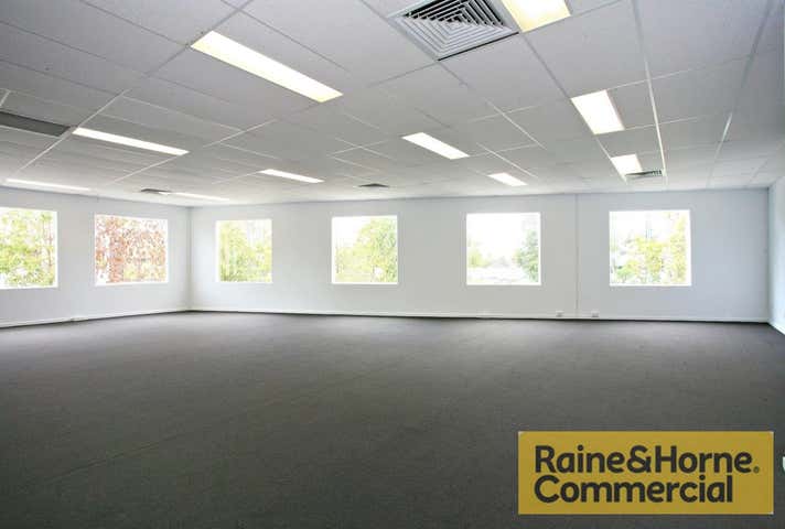 30B/121 Kerry Road Archerfield QLD 4108 - Image 2