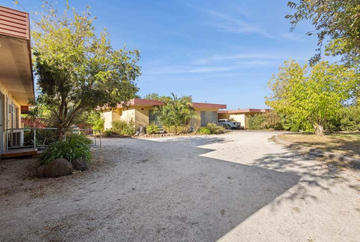 13 Grattan Street North Bendigo VIC 3550 - Image 6