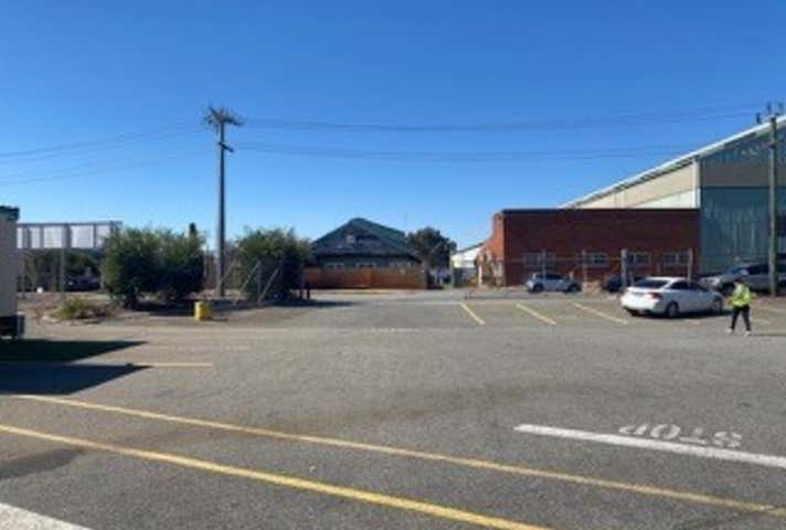 20 Wood Street Bassendean WA 6054 - Image 13