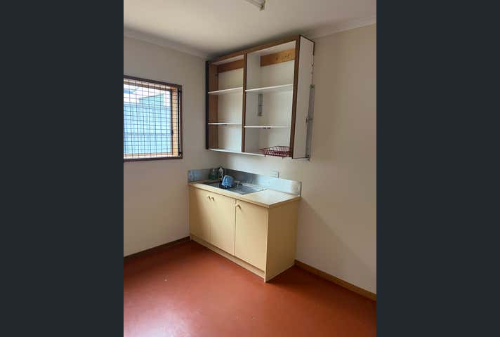 Unit 2, 27 Everist Road Ocean Grove VIC 3226 - Image 4