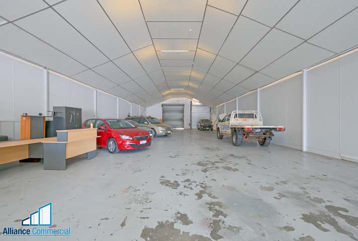 1804 & 39 Albany Highway & McIntyre Way Kenwick WA 6107 - Image 11