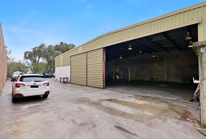 7 Sevenoaks Street Bentley WA 6102 - Image 13