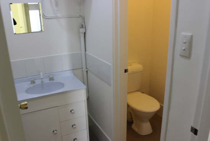 Unit 2, 228 Cambridge Street Wembley WA 6014 - Image 6