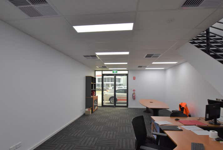 Unit 1/12 Barrel Way Canning Vale WA 6155 - Image 8