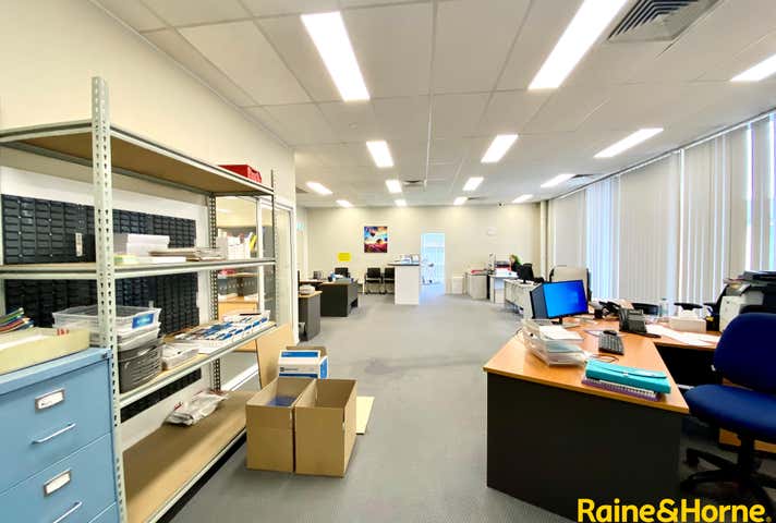 Unit 1, 20-21 Lambridge Place Penrith NSW 2750 - Image 8