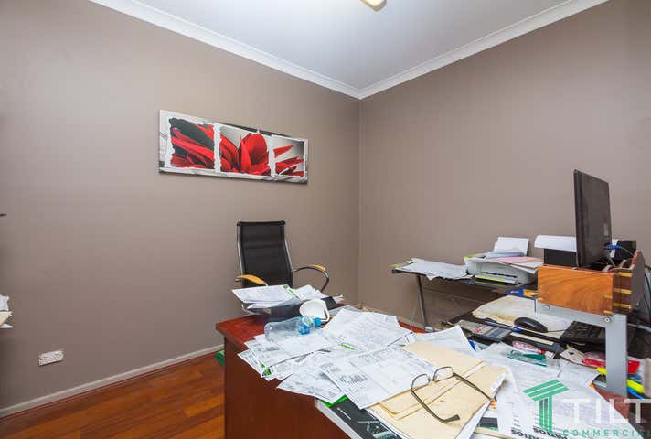 1/16 Kalmia Road Bibra Lake WA 6163 - Image 7