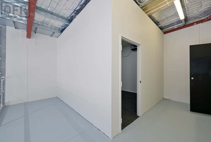 2/44 Erceg Road Yangebup WA 6164 - Image 13