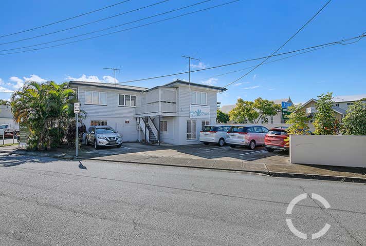 24 Stoneham Street Greenslopes QLD 4120 - Image 8