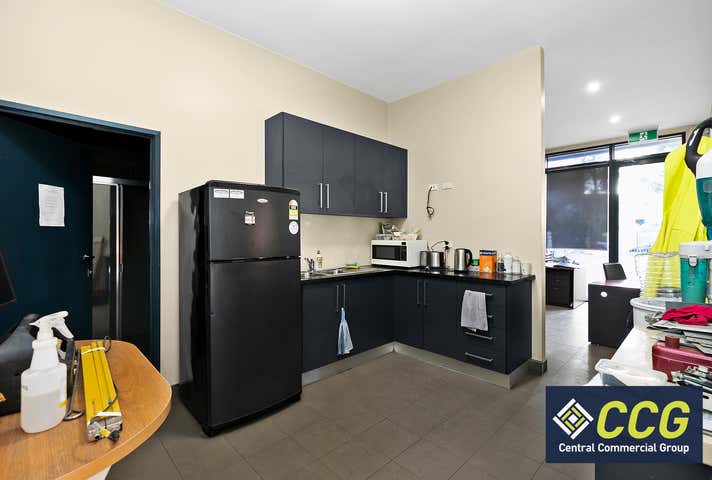 8 Carson Road Deer Park VIC 3023 - Image 7