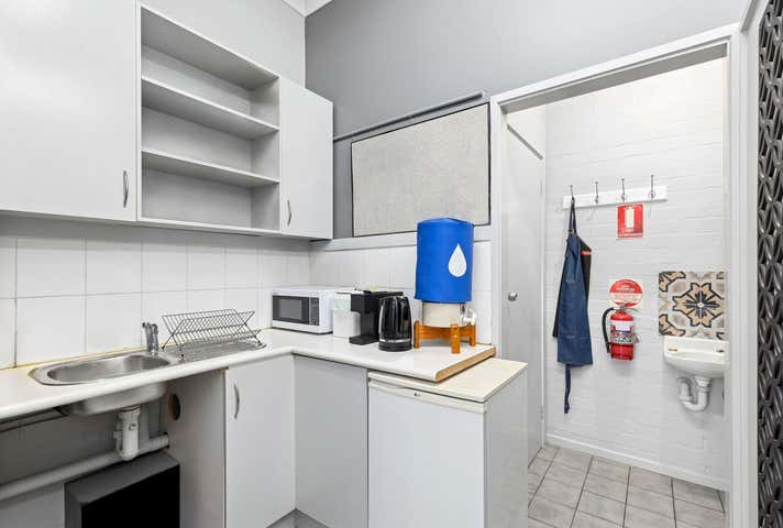 4 Village Walk Highton VIC 3216 - Image 6