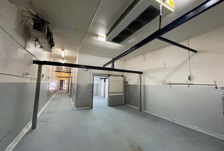 11 Llewellyn Place Eumemmerring VIC 3177 - Image 4