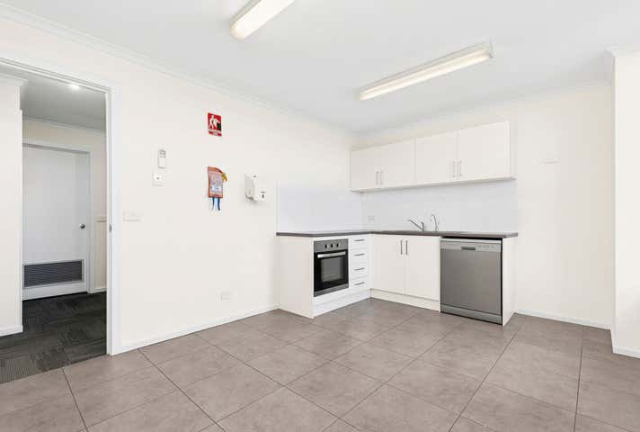 23 West Fyans Street Newtown VIC 3220 - Image 5