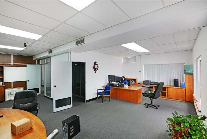 182 Scarborough Beach Road Mount Hawthorn WA 6016 - Image 13