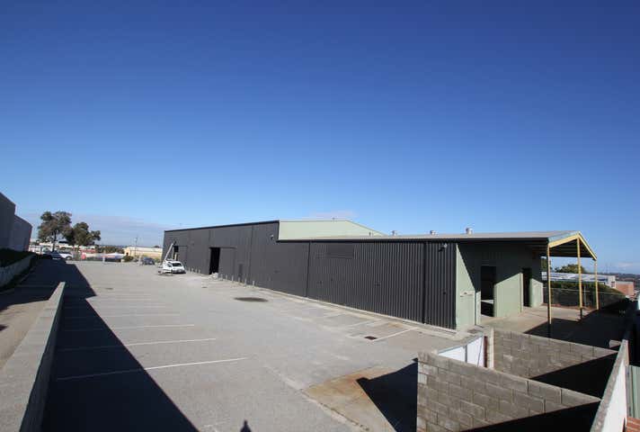 29 Dellamarta Road Wangara WA 6065 - Image 12