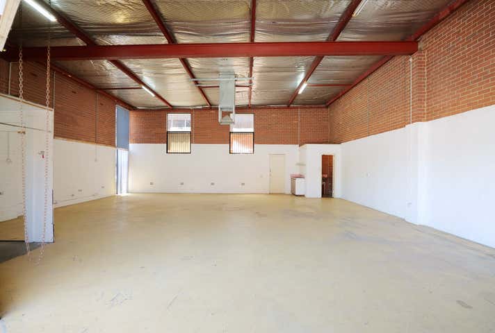 1/110 Briggs Street Welshpool WA 6106 - Image 8