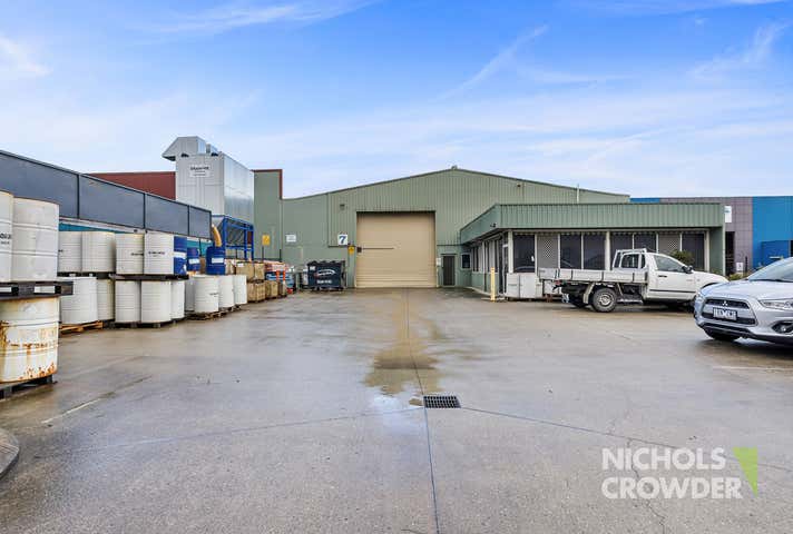 7 Damosh Avenue Carrum Downs VIC 3201 - Image 5