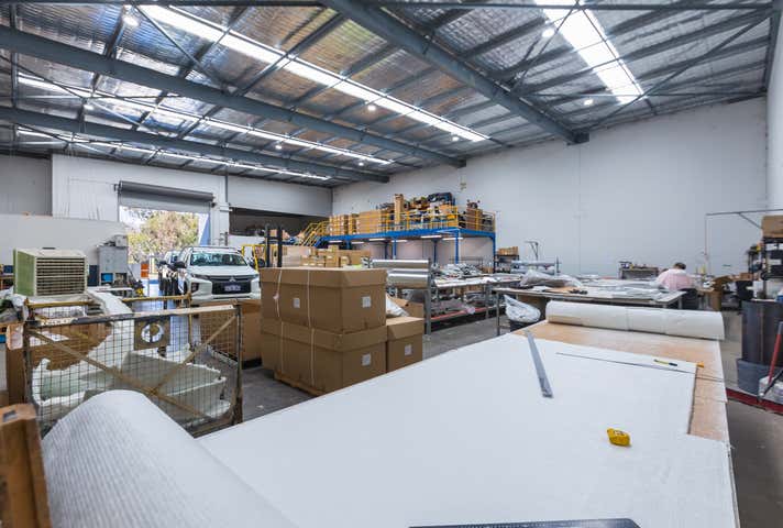 2/10 Bushland Ridge Bibra Lake WA 6163 - Image 9