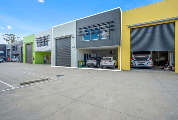 15/10-14 Louis Court Coomera QLD 4209 - Image 1