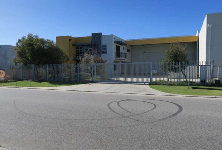 6 Darlot Road Landsdale WA 6065 - Image 19