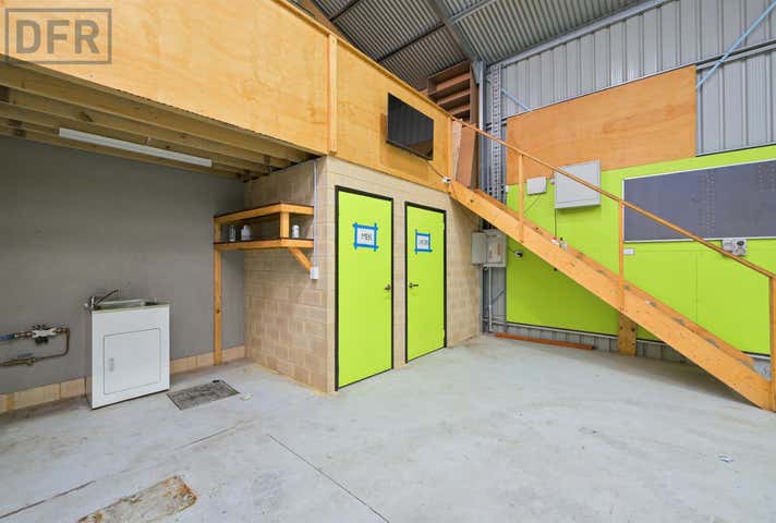 2 Dalloway Road Port Kennedy WA 6172 - Image 18