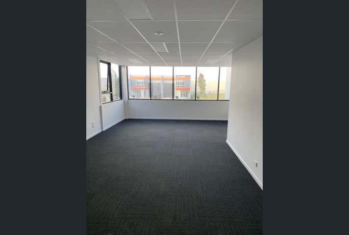 Unit  2, 4 Geehi Way Ravenhall VIC 3023 - Image 5