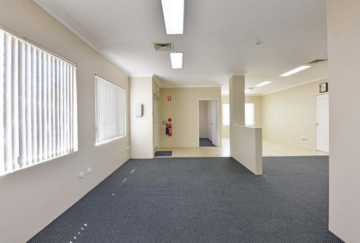 1/3-5 McElligott Court Canning Vale WA 6155 - Image 3