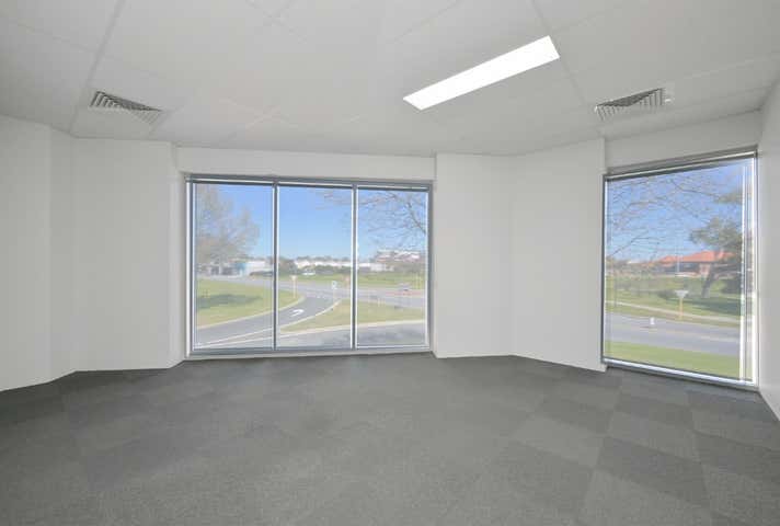 18 Goddard Street Rockingham WA 6168 - Image 12