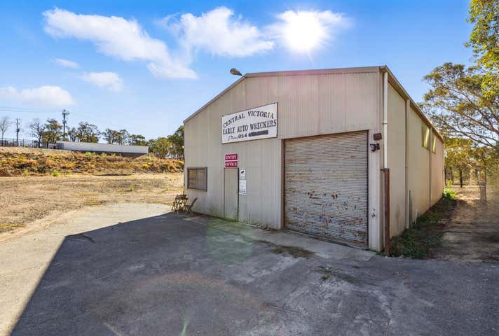 16 Fairview Road Kangaroo Flat VIC 3555 - Image 1