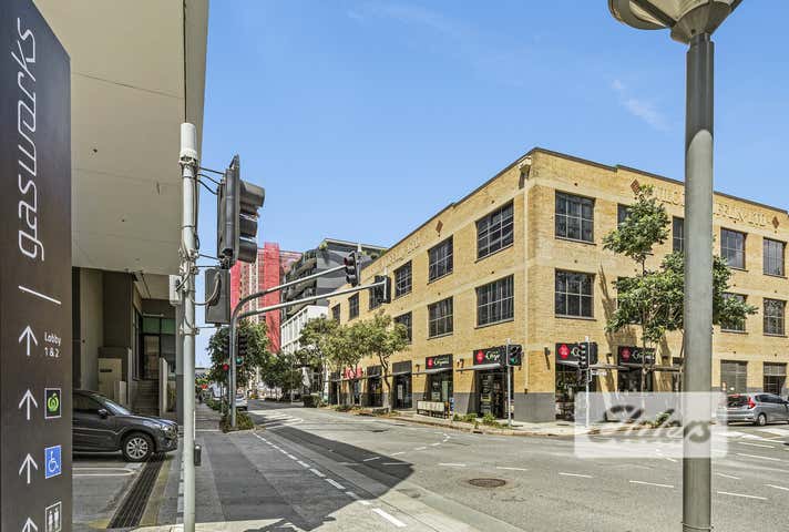 33 Longland Street Newstead QLD 4006 - Image 9