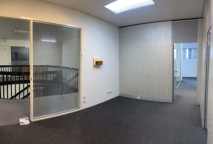 Unit 14, 15-21 Collier Rd Morley WA 6062 - Image 6