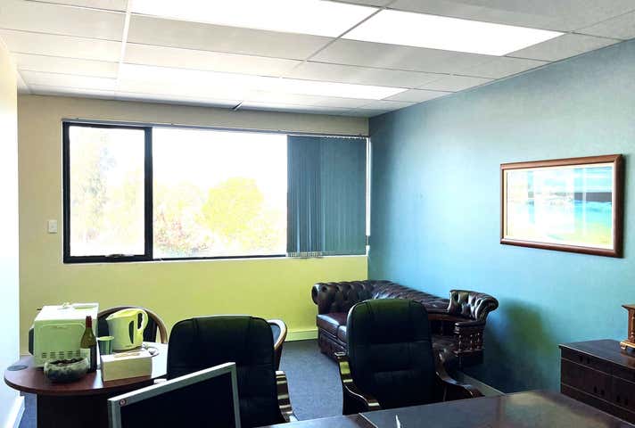 6/143-147 Somerville Boulevard Winthrop WA 6150 - Image 3