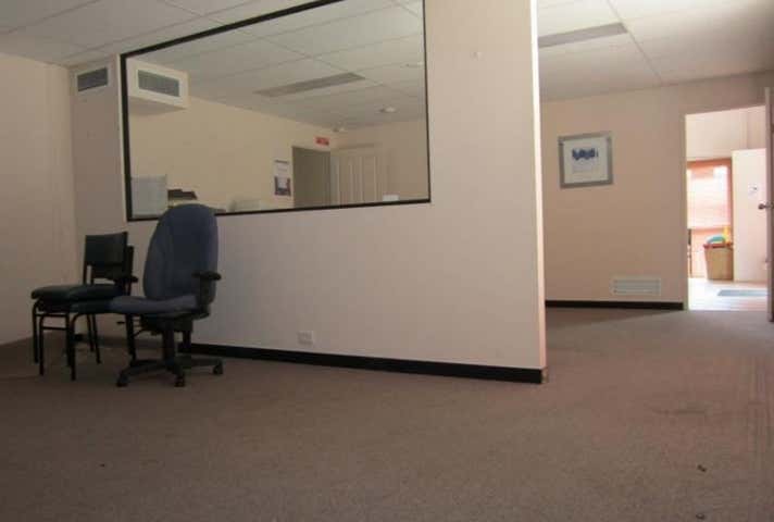 Part 2/18 Gillam Drive Kelmscott WA 6111 - Image 4