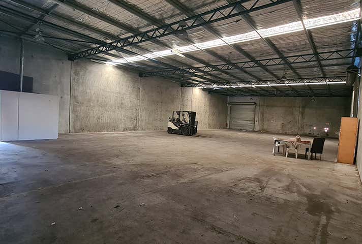 30 Truganina Rd Malaga WA 6090 - Image 22