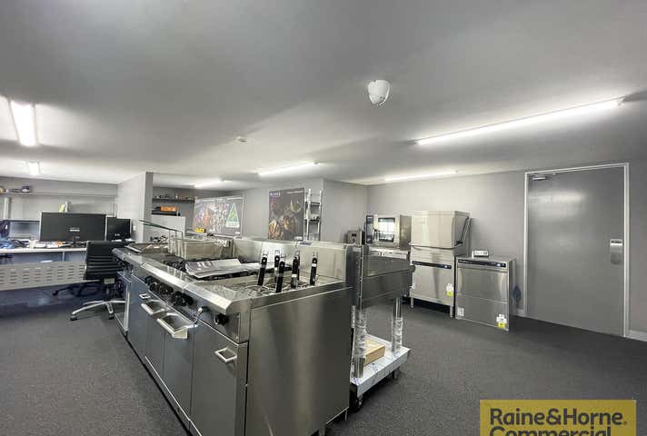 2/12 Johnstone Road Brendale QLD 4500 - Image 8