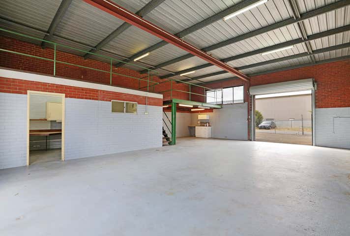 12/2-14 Sheffield Road Welshpool WA 6106 - Image 5