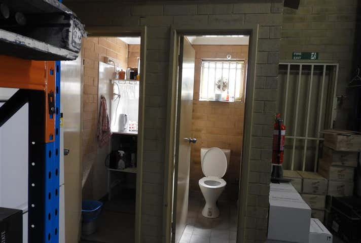 13/30 Peel Road O'Connor WA 6163 - Image 3