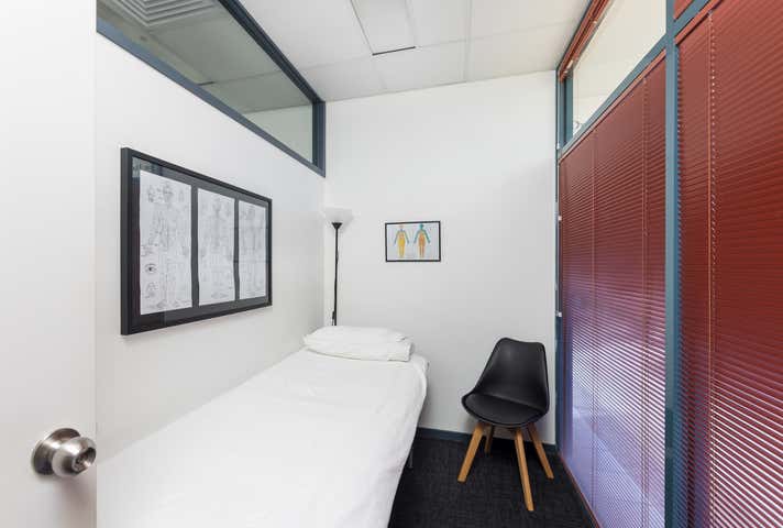 7/2 Executive Drive Burleigh Waters QLD 4220 - Image 11