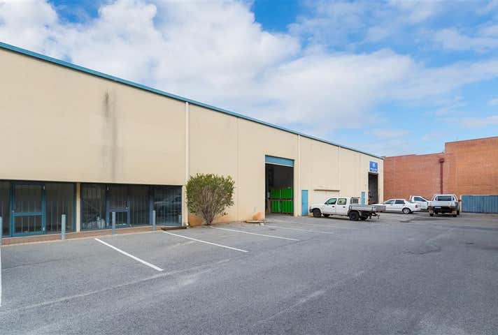 8/30 Paramount Drive Wangara WA 6065 - Image 5