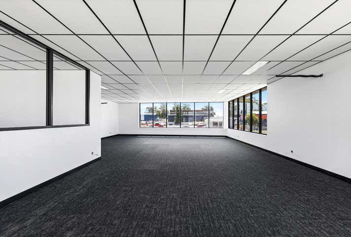 8-16 Rohs Road East Bendigo VIC 3550 - Image 2