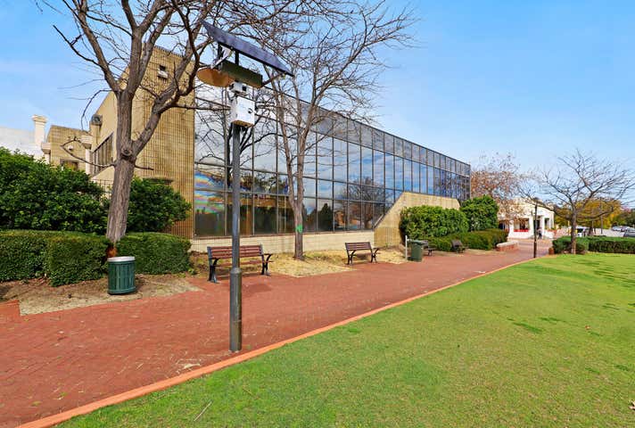 Suite 5, 300 Albany Highway Victoria Park WA 6100 - Image 11