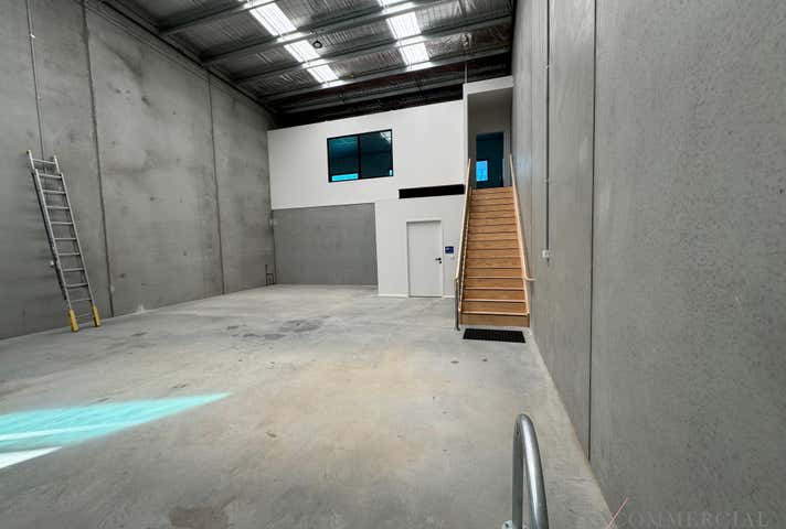 9 Moonah Circuit Brooklyn VIC 3012 - Image 4