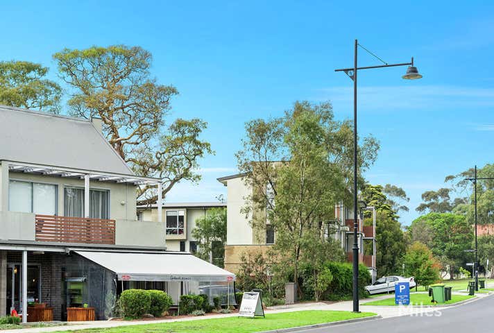 34 & 36 Springthorpe Boulevard Macleod VIC 3085 - Image 2