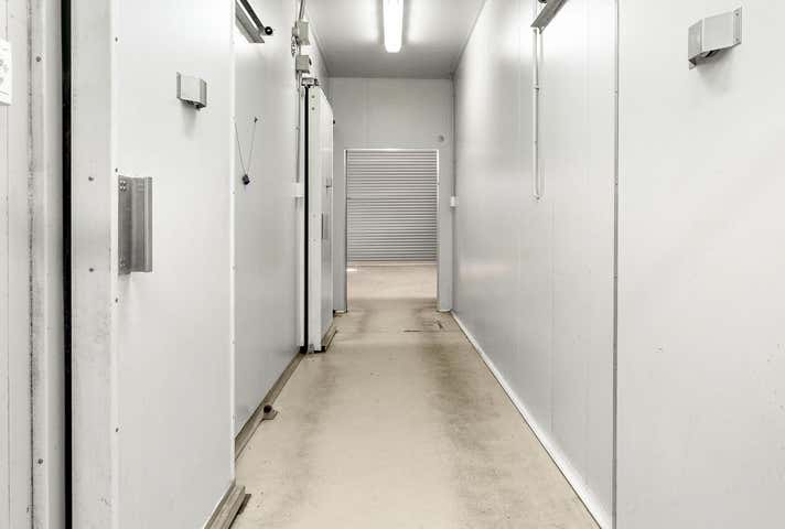 Kitchen 1/3/79 Cutler Road Jandakot WA 6164 - Image 6