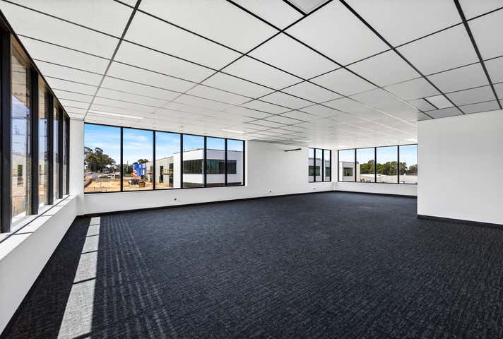 8-16 Rohs Road East Bendigo VIC 3550 - Image 3