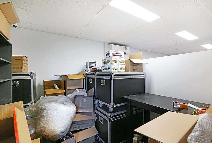 19 Caspian Terrace Canning Vale WA 6155 - Image 15