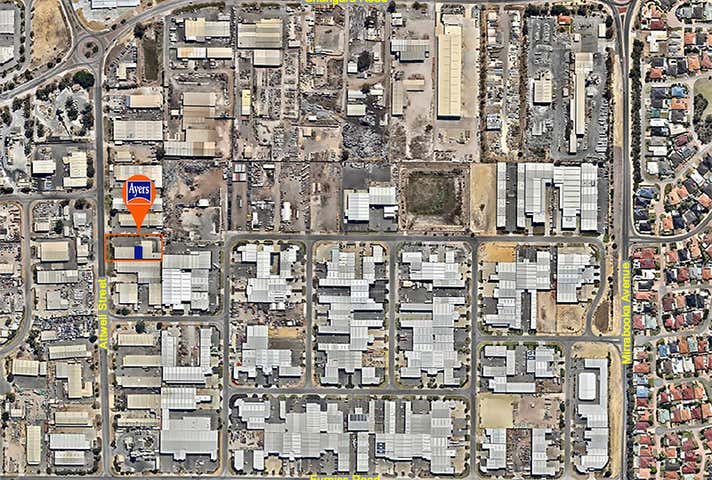 2/32 Attwell St Landsdale WA 6065 - Image 3