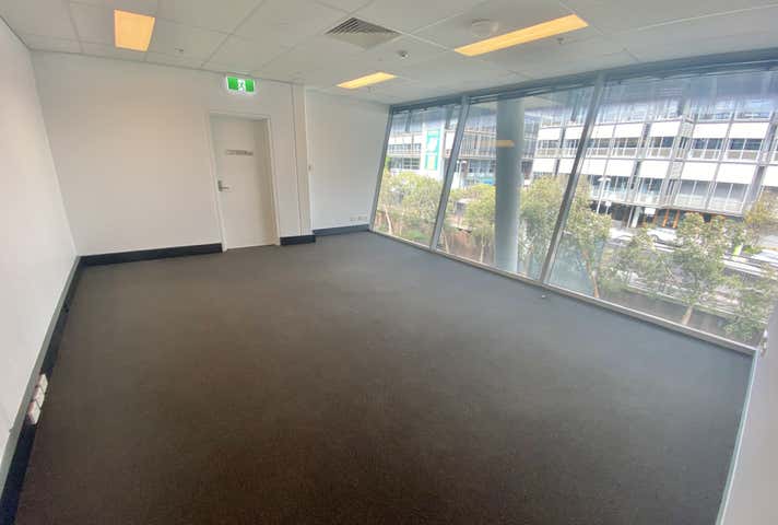 Unit 5, 69-73 O'Riordan St Alexandria NSW 2015 - Image 2
